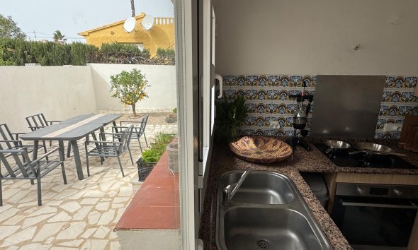 Resale - Townhouse -
Albir