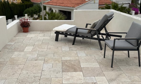 Resale - Townhouse -
Albir