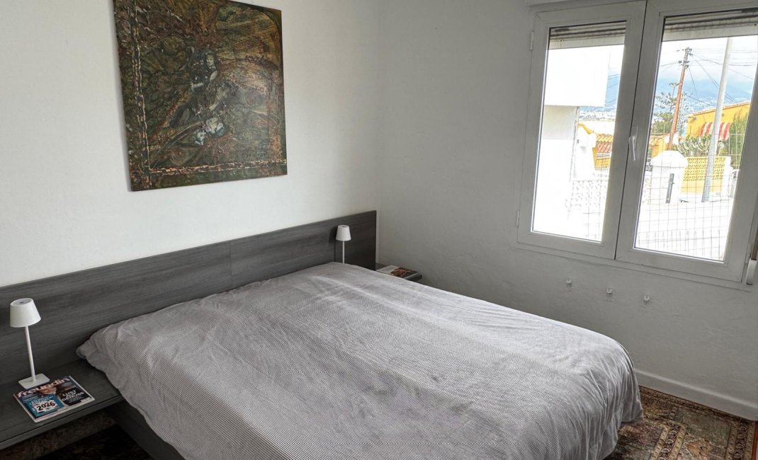 Resale - Townhouse -
Albir