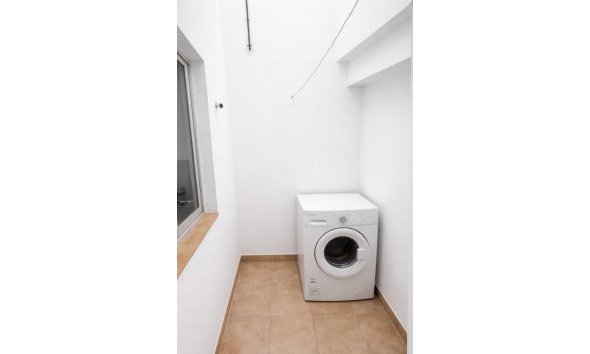 Reventa - Apartamento / piso -
Albir