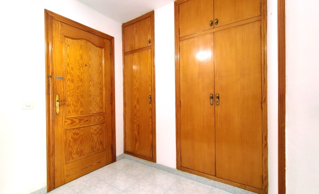 Reventa - Apartamento / piso -
Albir