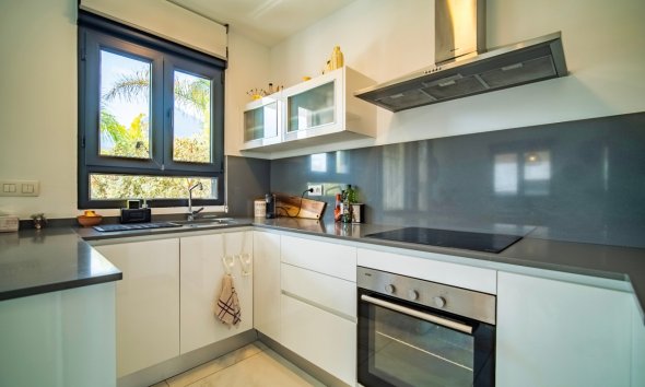 Resale - Bungalow -
Polop - La Alberca