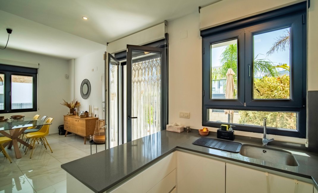 Resale - Bungalow -
Polop - La Alberca