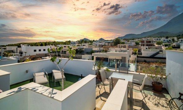 Resale - Bungalow -
Polop - La Alberca