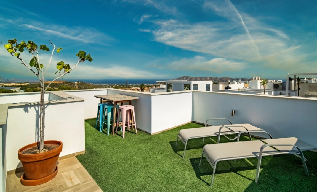 Resale - Bungalow -
Polop - La Alberca