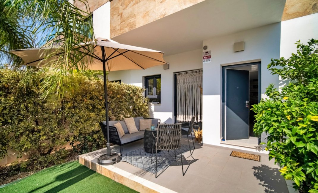 Resale - Bungalow -
Polop - La Alberca