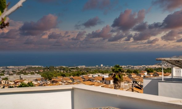 Resale - Bungalow -
Polop - La Alberca