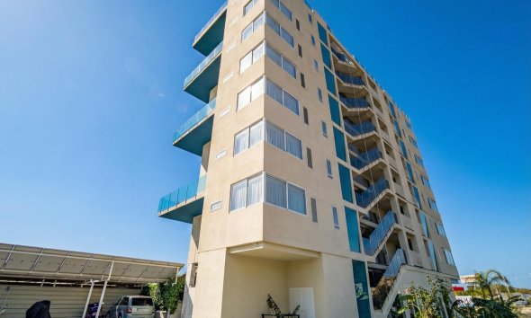 Resale - apartment -
Finestrat - Cala de Finestrat