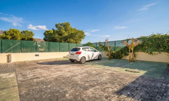 Resale - apartment -
Finestrat - Cala de Finestrat