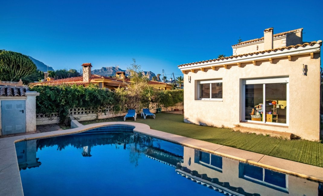 Herverkoop - Villa -
La Nucía