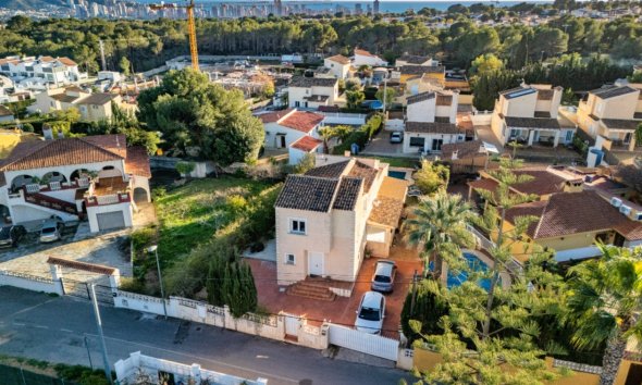 Herverkoop - Villa -
La Nucía