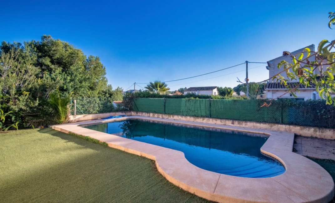 Herverkoop - Villa -
La Nucía