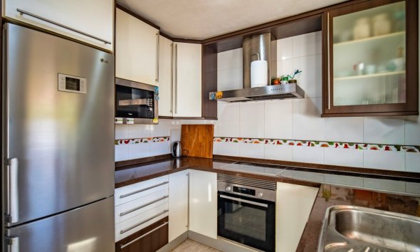 Herverkoop - Villa -
La Nucía