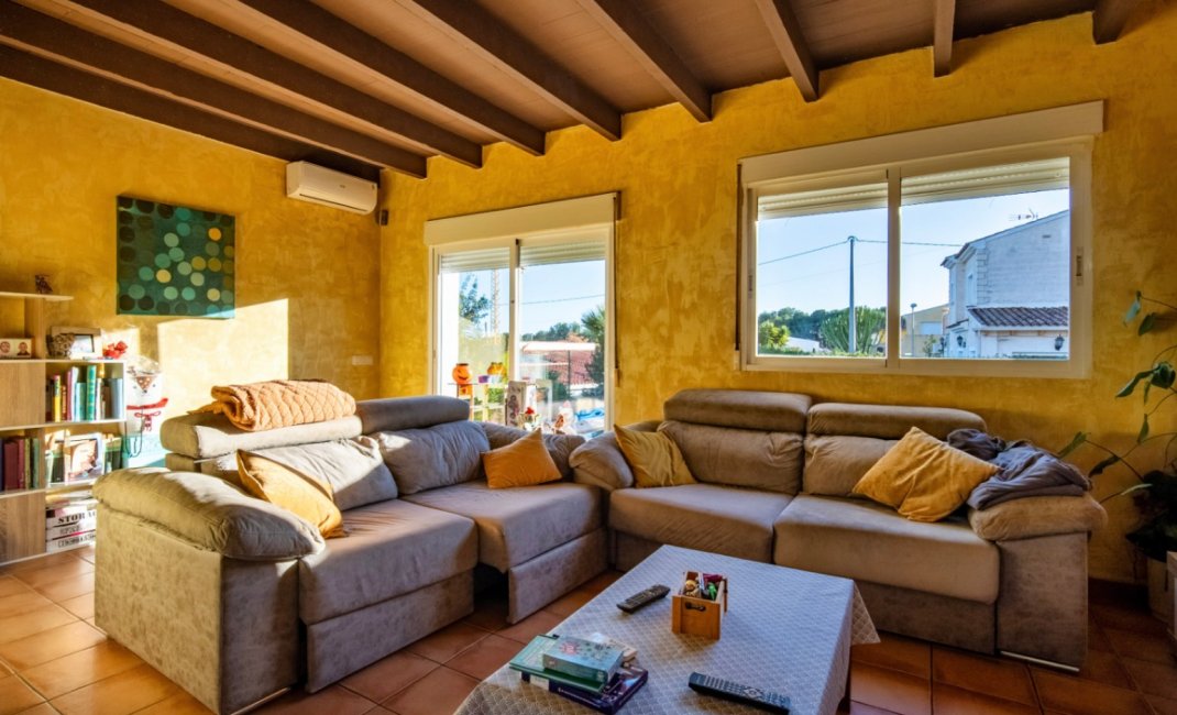 Herverkoop - Villa -
La Nucía