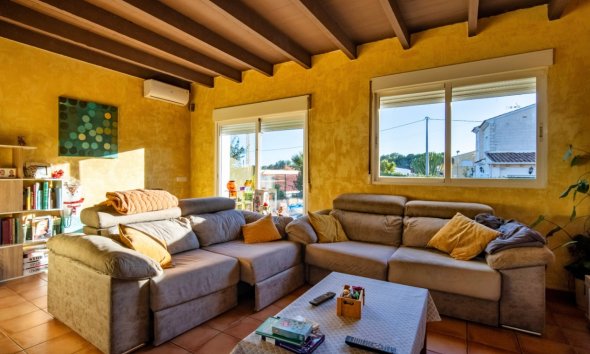 Herverkoop - Villa -
La Nucía