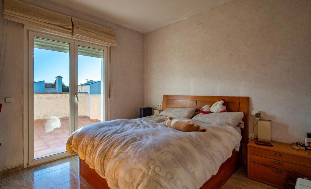 Herverkoop - Villa -
La Nucía