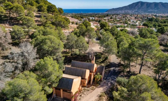 Resale - Villa -
Alfaz del Pi - Colonia Escandinavia