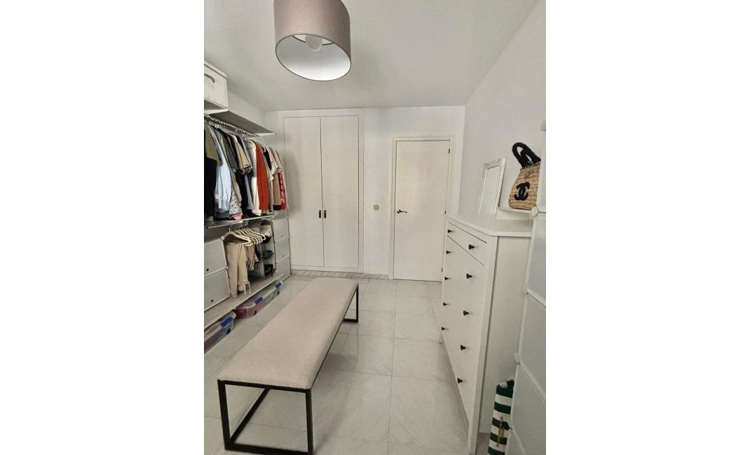 Resale - apartment -
Altea - Altea Puerto