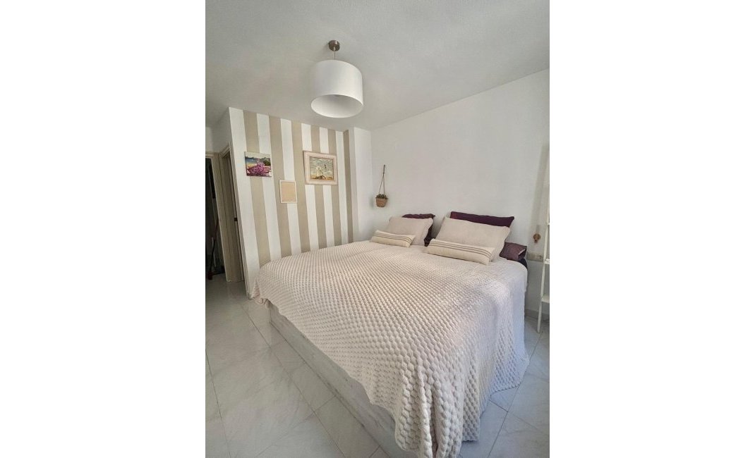 Resale - apartment -
Altea - Altea Puerto