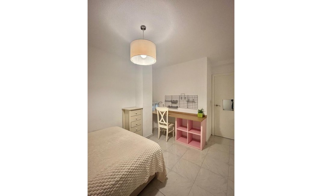 Resale - apartment -
Altea - Altea Puerto