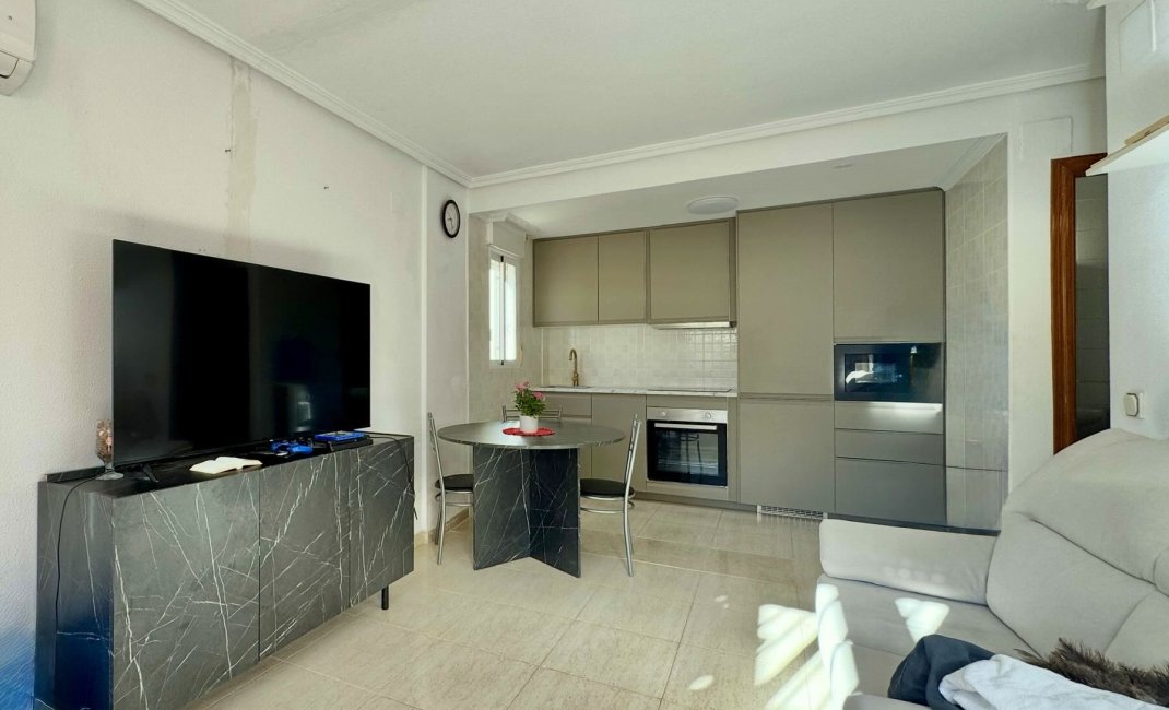 Resale - Bungalow -
Polop - La Alberca