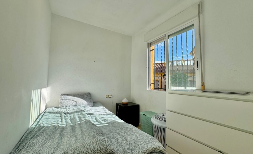 Resale - Bungalow -
Polop - La Alberca