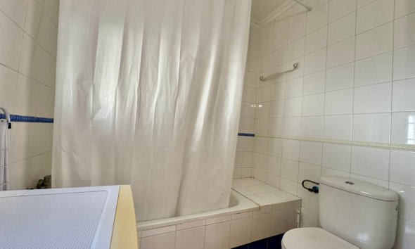 Resale - Bungalow -
Polop - La Alberca