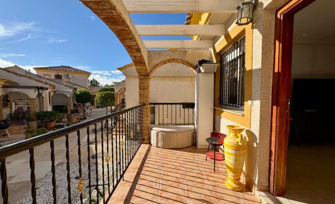 Resale - Bungalow -
Polop - La Alberca