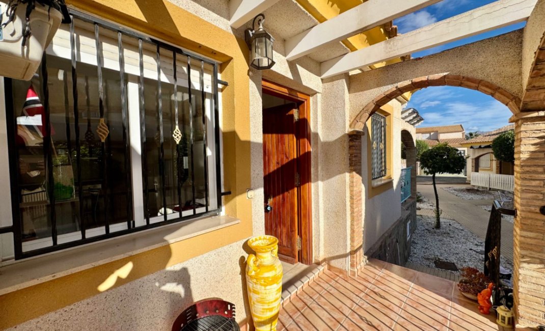 Resale - Bungalow -
Polop - La Alberca