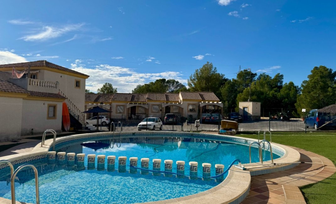 Resale - Bungalow -
Polop - La Alberca