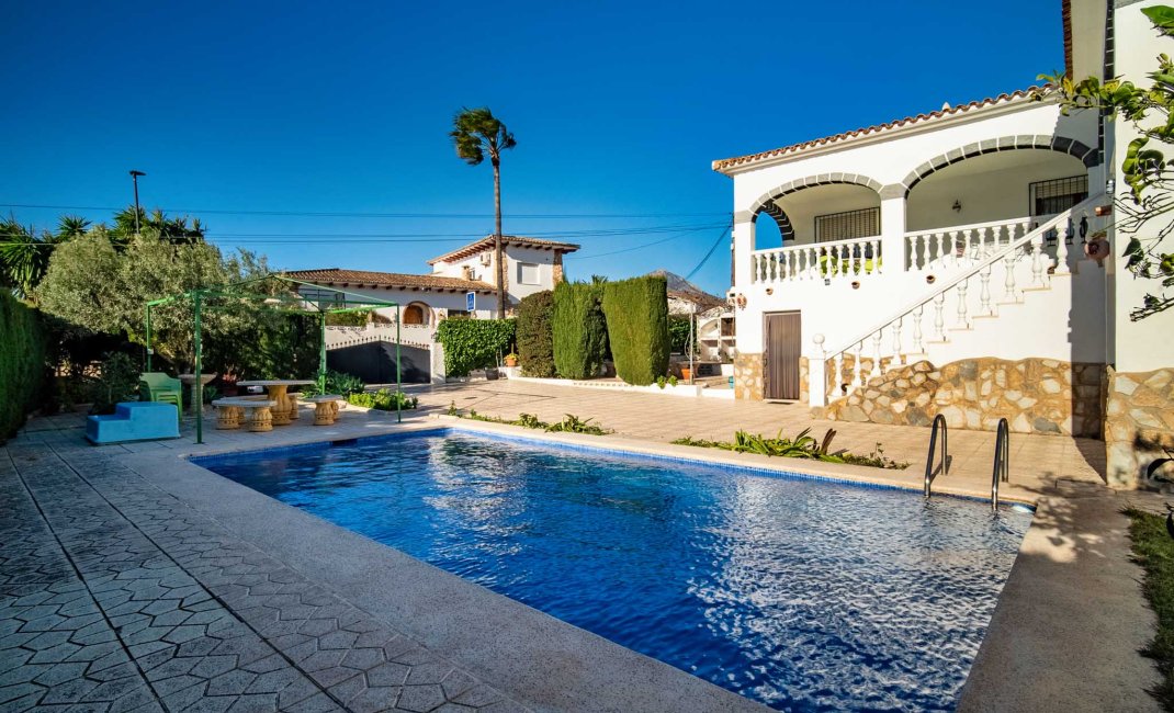 Resale - Villa -
Alfaz del Pi - Arabi