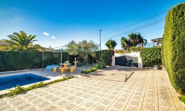 Resale - Villa -
Alfaz del Pi - Arabi