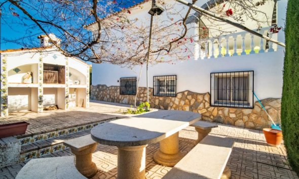 Resale - Villa -
Alfaz del Pi - Arabi