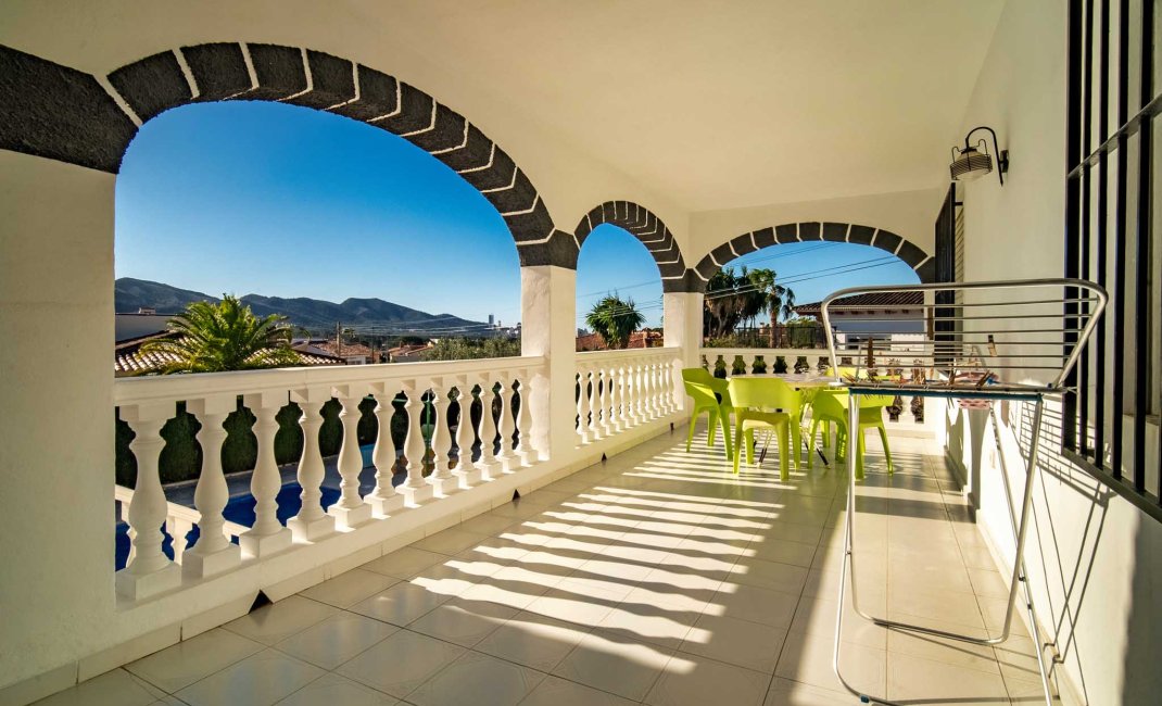 Resale - Villa -
Alfaz del Pi - Arabi