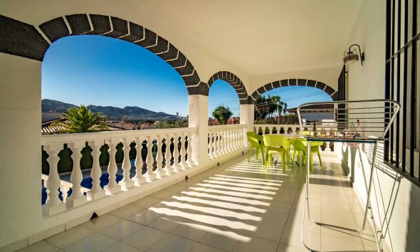 Resale - Villa -
Alfaz del Pi - Arabi