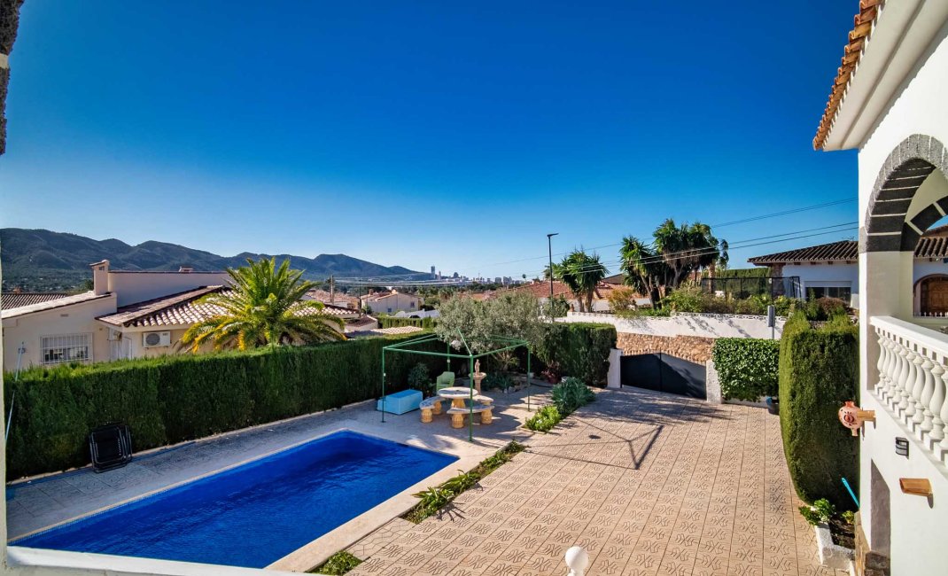 Resale - Villa -
Alfaz del Pi - Arabi