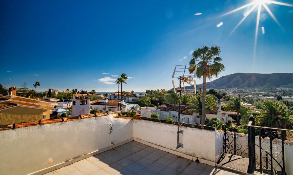 Resale - Villa -
Alfaz del Pi - Arabi