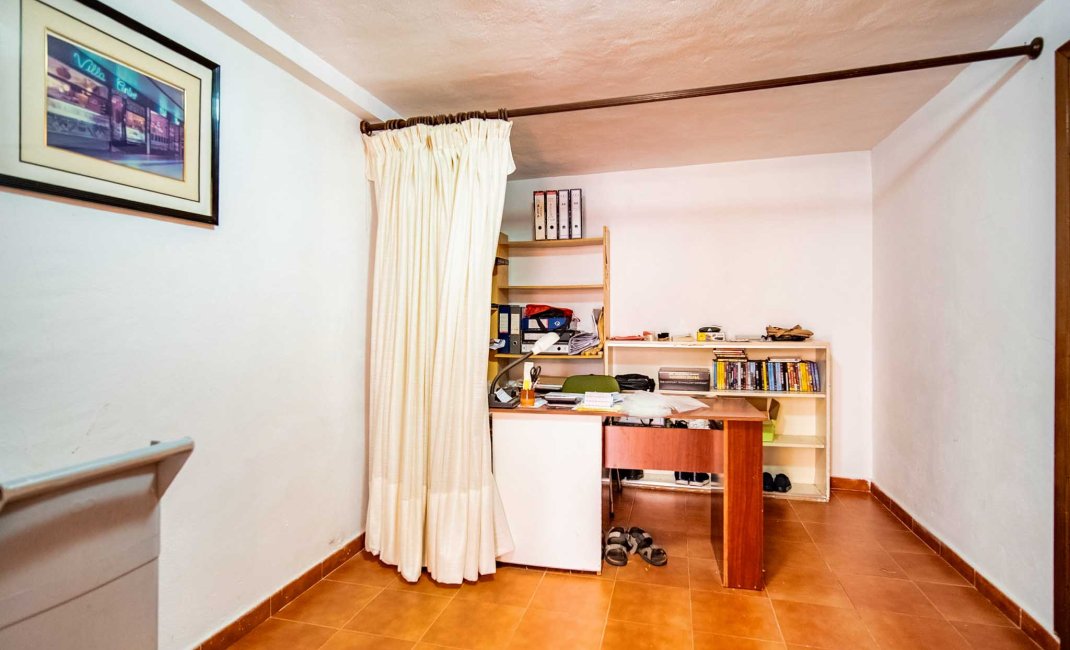 Resale - Villa -
Alfaz del Pi - Arabi