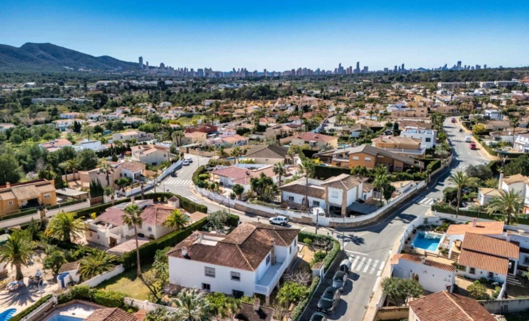 Resale - Villa -
Alfaz del Pi - Arabi