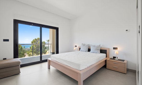 Revente - Villa -
Altea