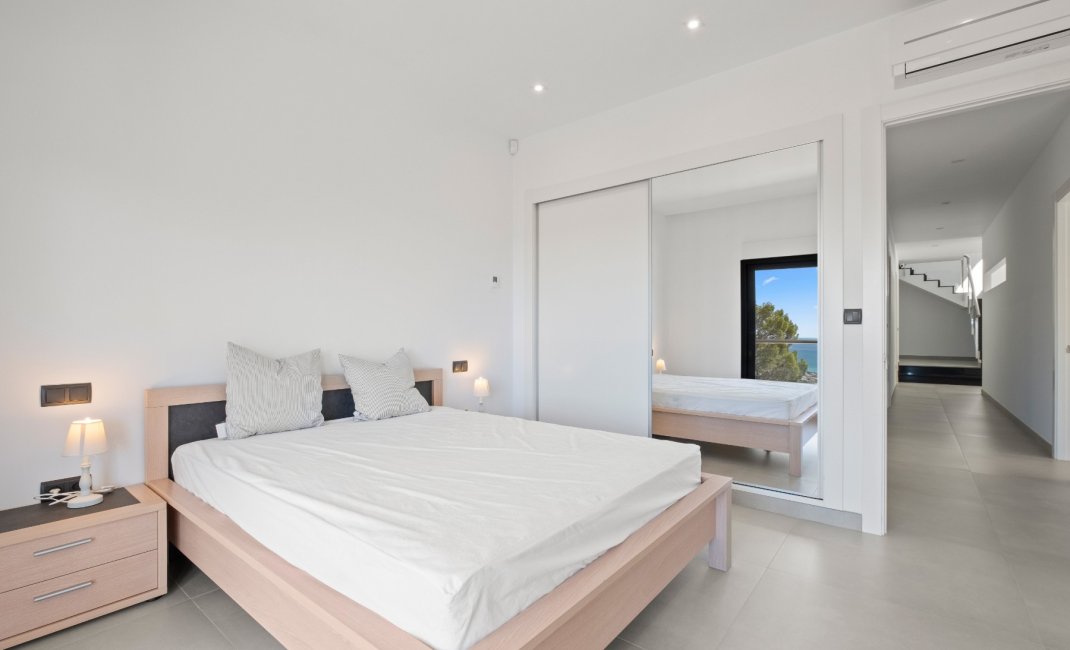 Revente - Villa -
Altea