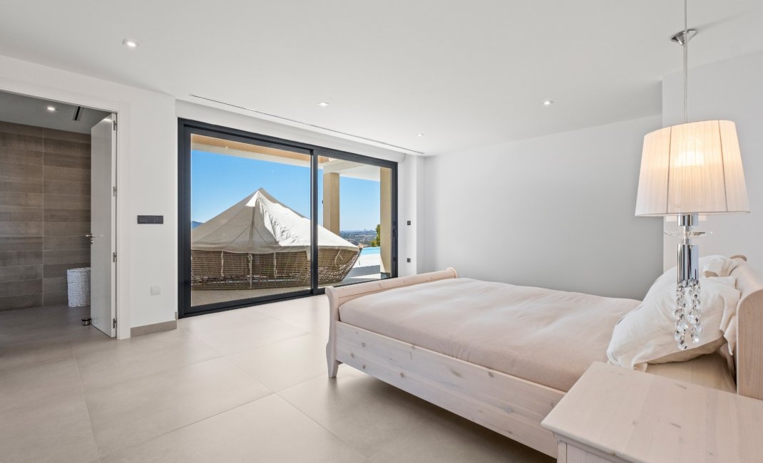 Revente - Villa -
Altea