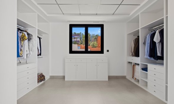 Revente - Villa -
Altea