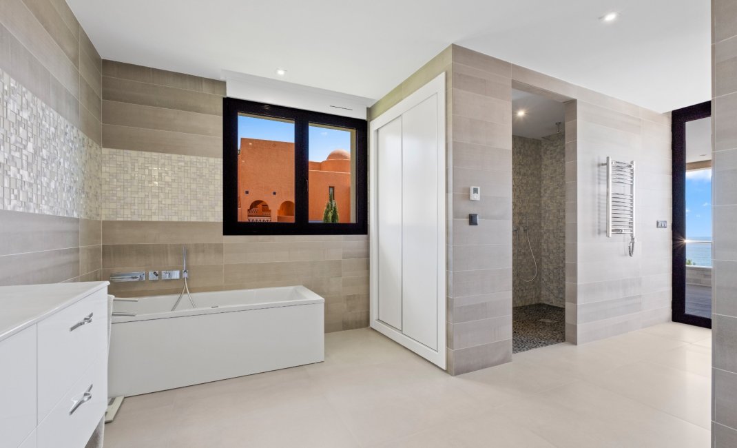 Revente - Villa -
Altea