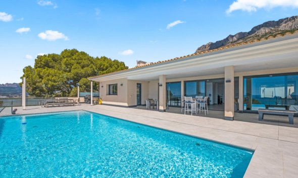 Revente - Villa -
Altea