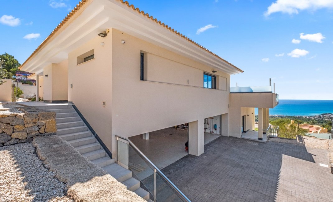 Revente - Villa -
Altea