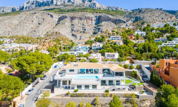 Revente - Villa -
Altea