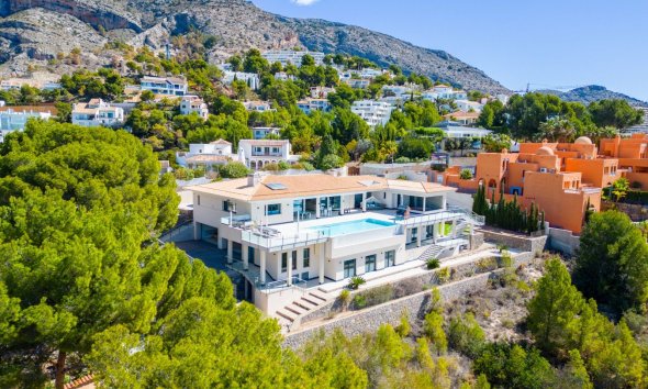 Revente - Villa -
Altea