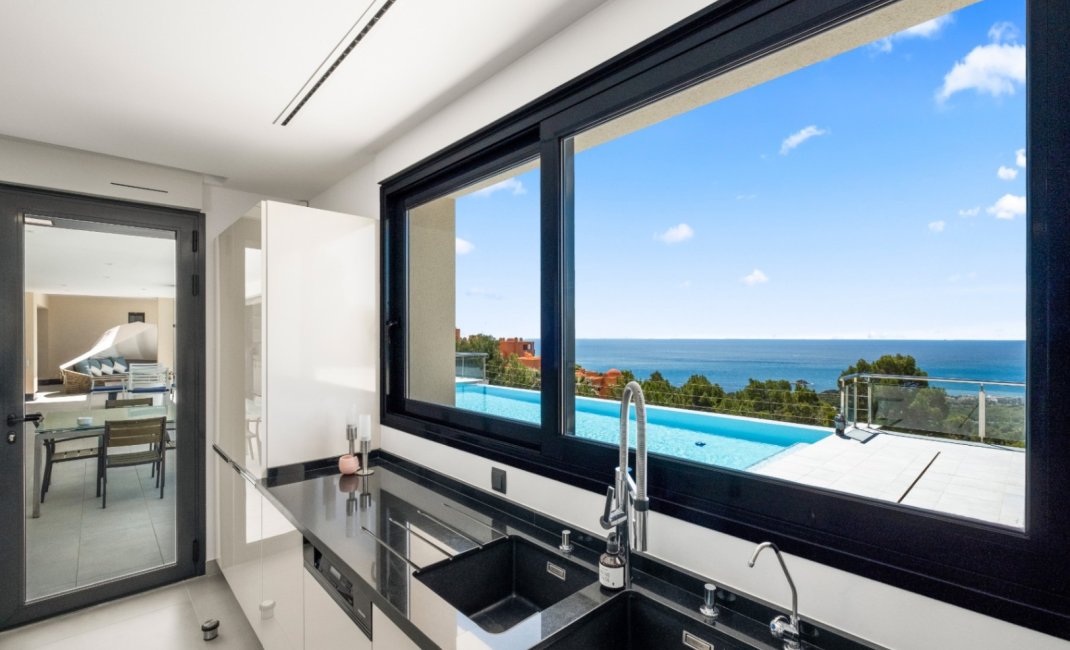 Revente - Villa -
Altea