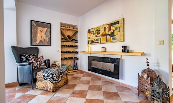 Resale - Villa -
La Nucía - Montebello - Nou Espai